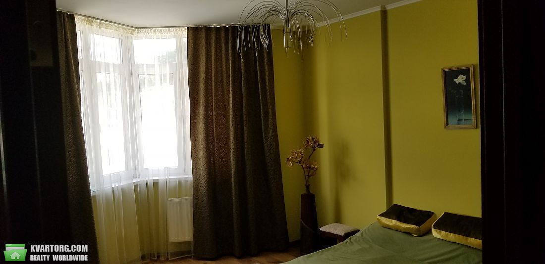 Sell 3-room apartment. Киев,  Саперно-Слободская — photo 1