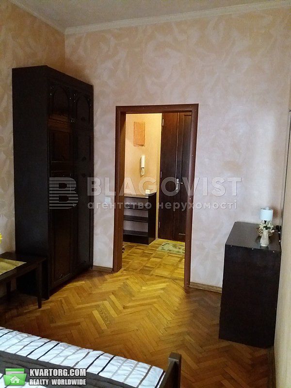 Rent out 2-room apartment. Киев,  Немировича-Данченка — photo 3