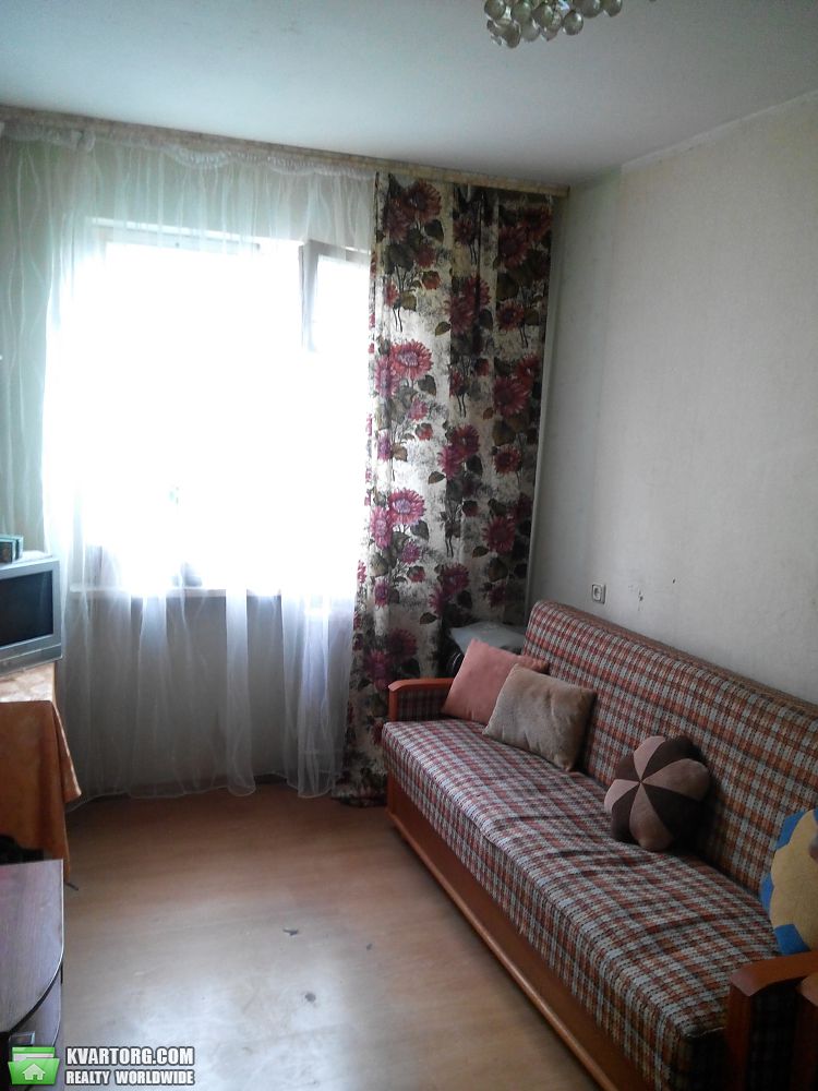 Rent out 1-room apartment. Киев,  Кондратюка — photo 1