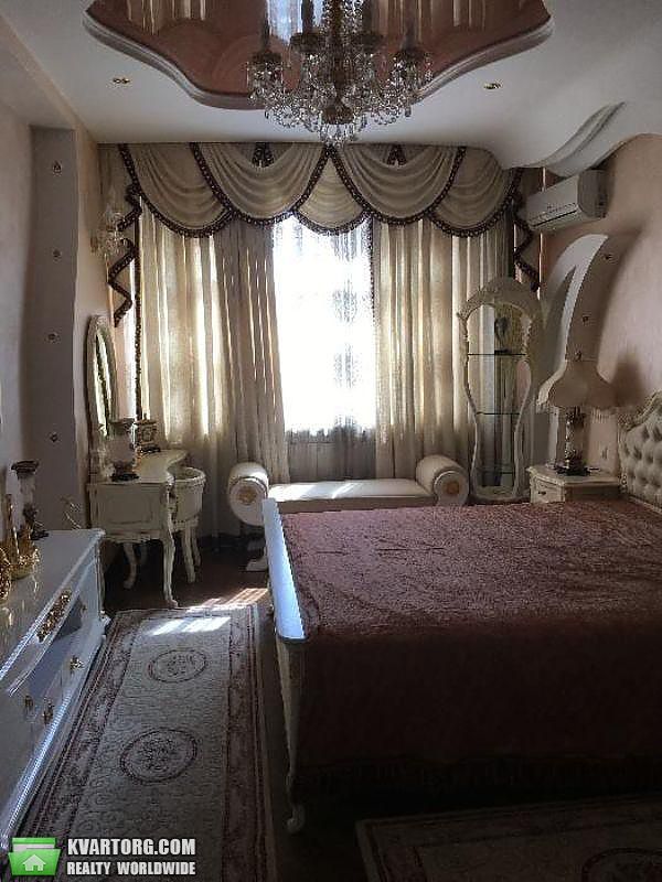 Rent out 4-room apartment. Киев,  Героев Сталинграда пр — photo 2