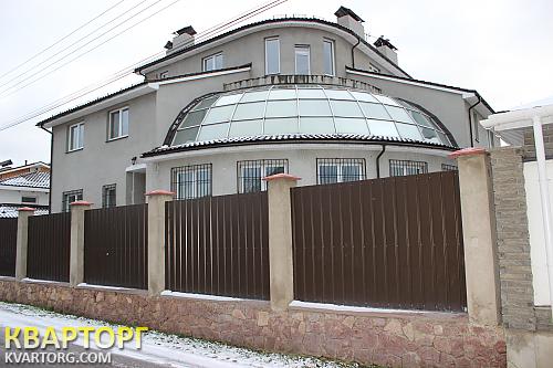 Sell house. Киев,  Богатырская — photo 1