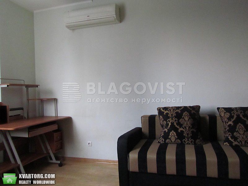 Rent out 2-room apartment. Киев,  Ахматовой — photo 6