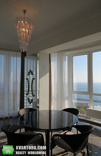 Sell 3-room apartment. Одесса, Маразлиевская — photo 1