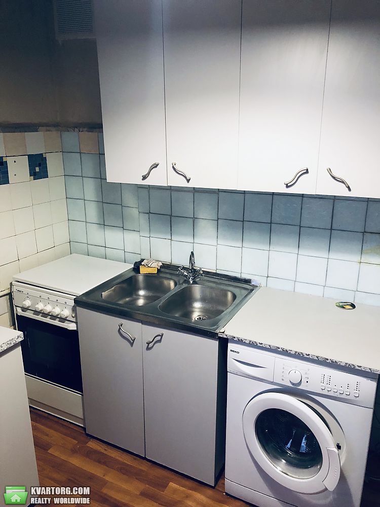 Rent out 2-room apartment. Киев, Жмаченко — photo 8