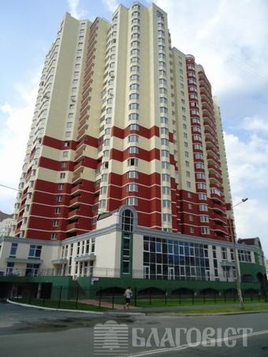Sell office. Киев, Княжий Затон 9 — photo 1