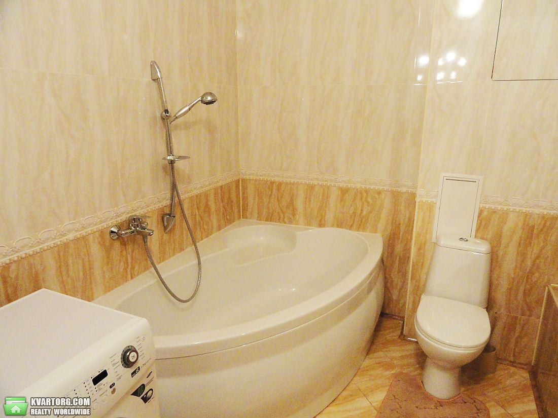 Rent out 2-room apartment. Киев,  Днепровская наб — photo 2