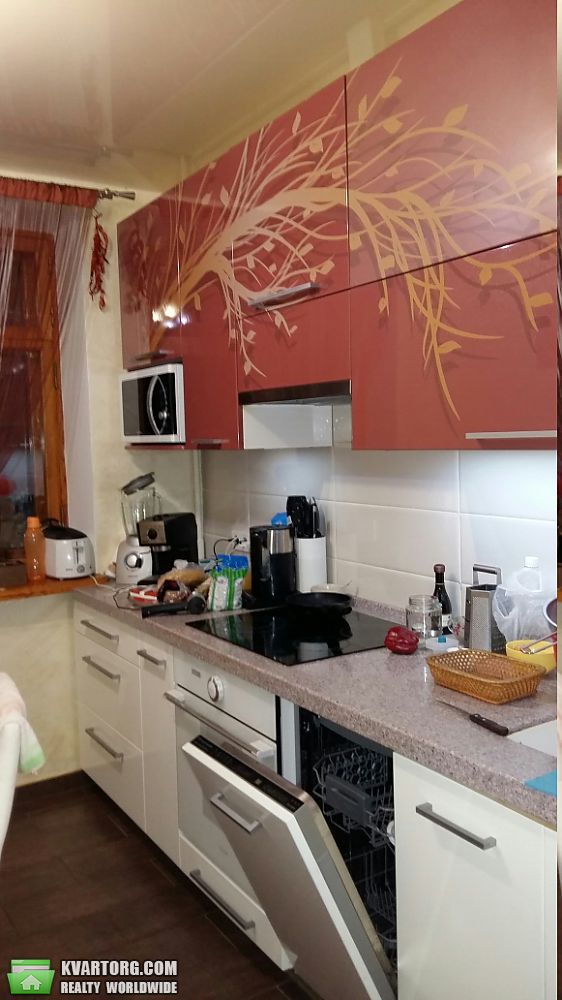 Sell 4-room apartment. Днепропетровск,  Запорожское шоссе — photo 1