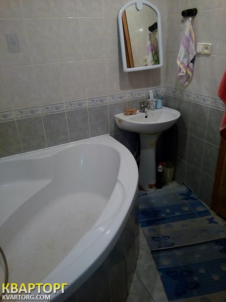 Sell house. Киев,  Луговая — photo 4