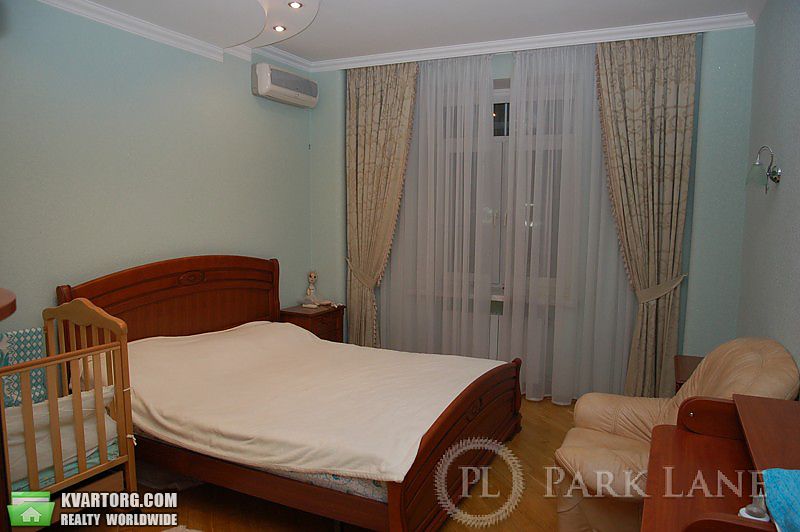 Sell 2-room apartment. Киев,  Панаса Мирного, 14 — photo 2