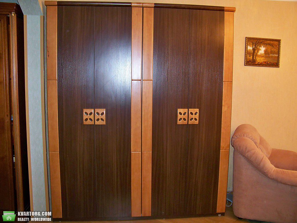 Rent out 3-room apartment. Киев,  Стадионная — photo 4
