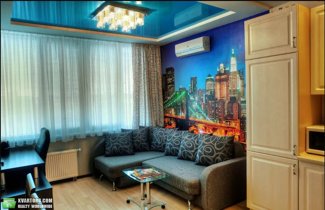 Rent out 2-room apartment. Киев,  Вышгородская — photo 1