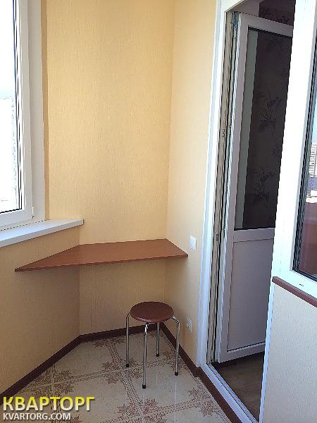 Rent out 2-room apartment. Киев, Мишуги Олександра — photo 3