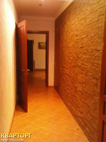 Rent out house. Киев, лесная — photo 2