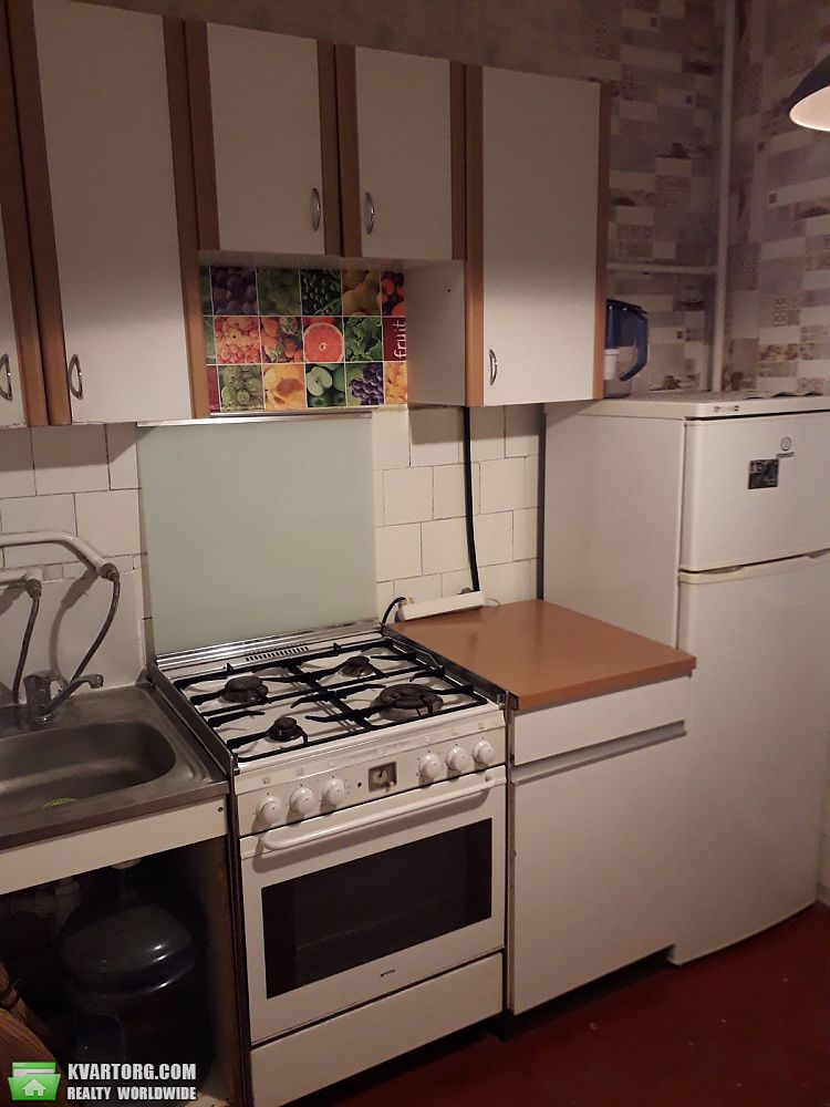 Rent out 2-room apartment. Киев, Вацлава Гавела — photo 2