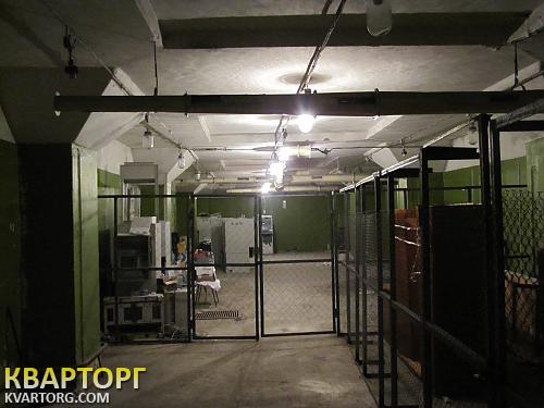 Rent out warehouse. Киев,  Дегтяревская — photo 1