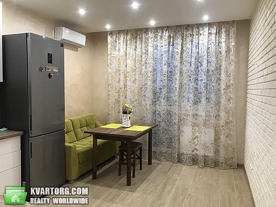 Rent out 1-room apartment. Киев, демеевская — photo 8
