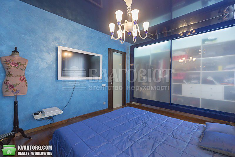 Sell 4-room apartment. Киев,  Никольско-Слободская — photo 4