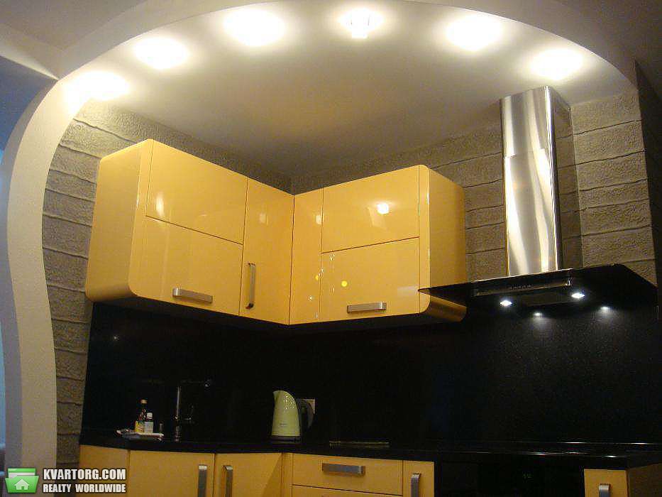 Sell 2-room apartment. Киев,  Срибнокильская — photo 3