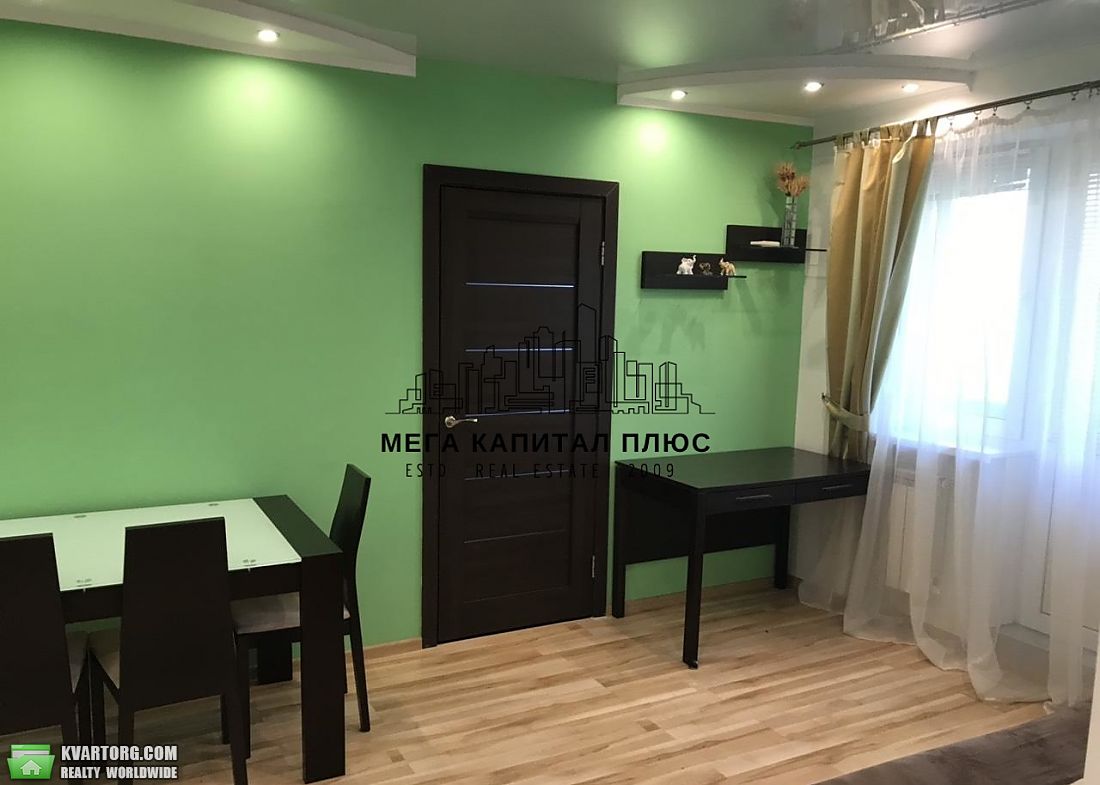 Rent out 2-room apartment. Киев, Донца — photo 2