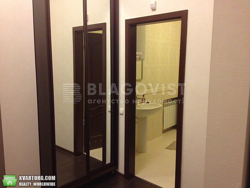Rent out 2-room apartment. Киев,  Лютеранская — photo 6