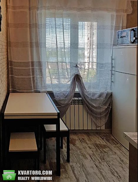 Rent out 2-room apartment. Киев, ул. Маршала Малиновского — photo 2