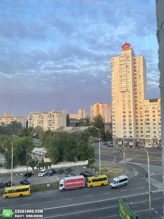 Sell 2-room apartment. Киев,  Полярная — photo 1