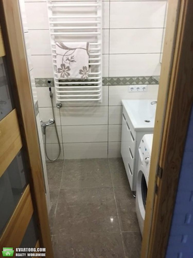 Rent out 2-room apartment. Киев,  Михайловская — photo 9