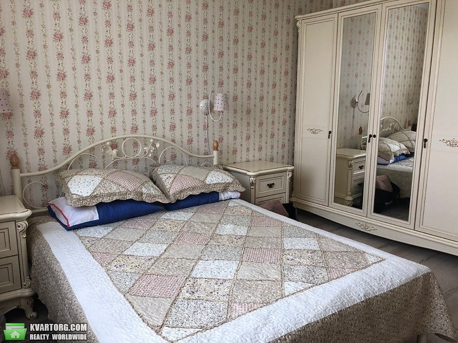 Rent out 2-room apartment. Киев, Мира — photo 2
