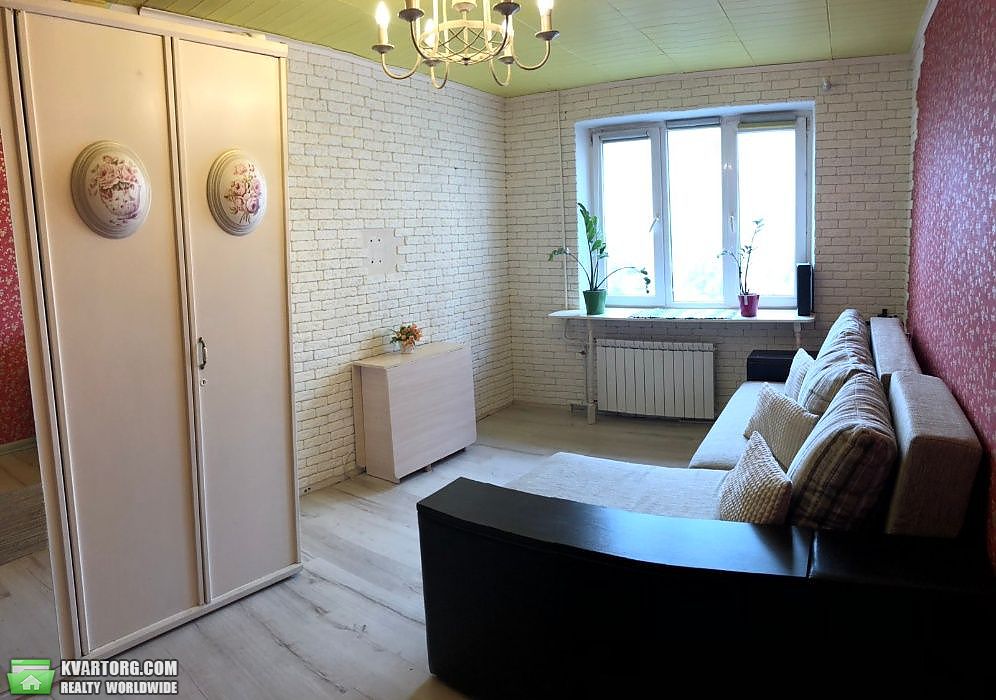 Sell 3-room apartment. Киев,  Радужная — photo 9