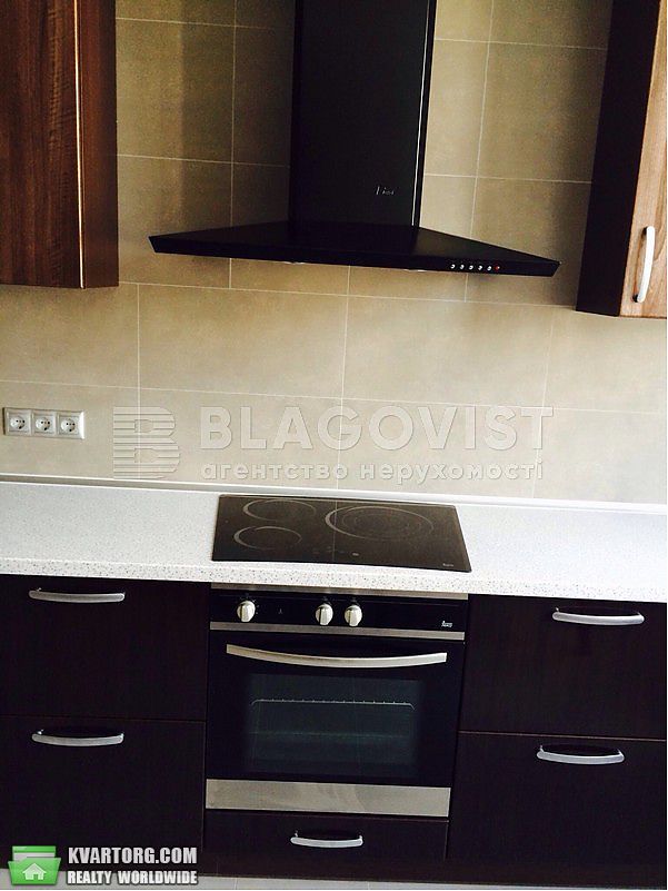 Rent out 3-room apartment. Киев,  Княжий Затон — photo 4