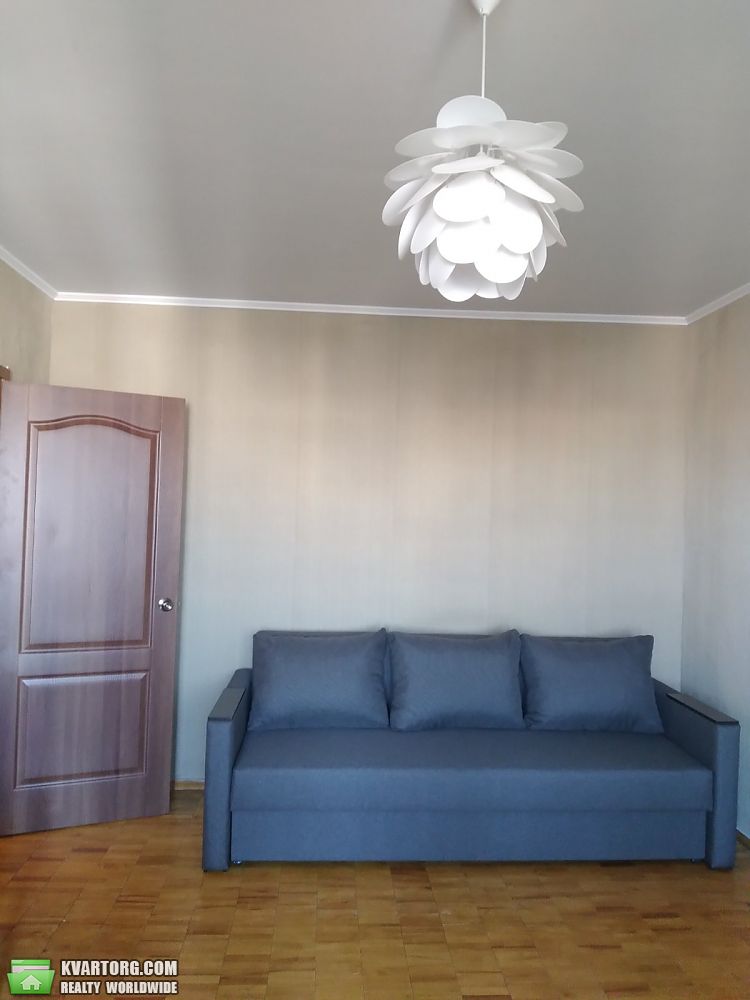 Rent out 1-room apartment. Киев, Райдужна — photo 1