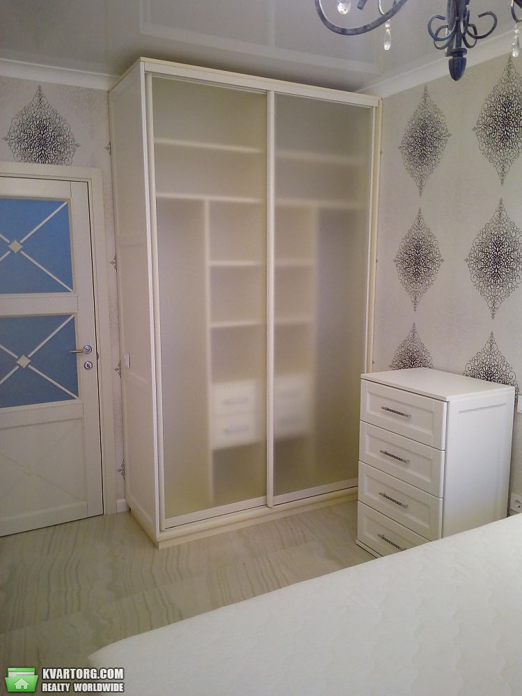 Rent out 2-room apartment. Киев, Петропавловская — photo 8