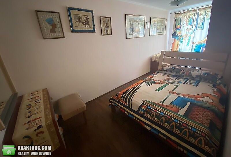 Sell 2-room apartment. Киев,  Автозаводская — photo 4