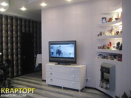 Rent out 2-room apartment. Киев,  Героев Сталинграда пр — photo 6
