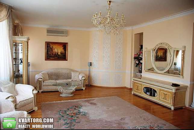Sell 3-room apartment. Киев,  Молдавская — photo 1