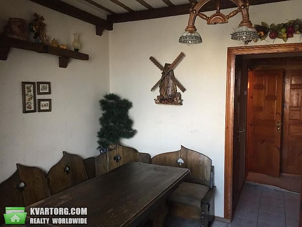 Rent out 2-room apartment. Киев,  Николаева — photo 1