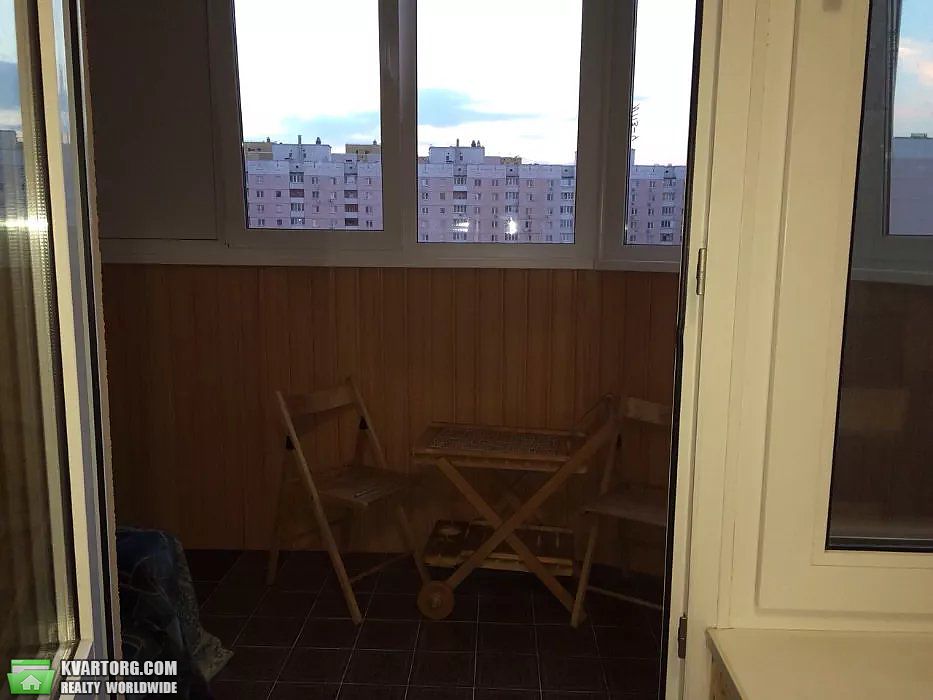 Rent out 1-room apartment. Киев, Пчилки — photo 5