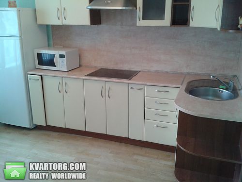 Rent out 3-room apartment. Киев, Декабристов — photo 9
