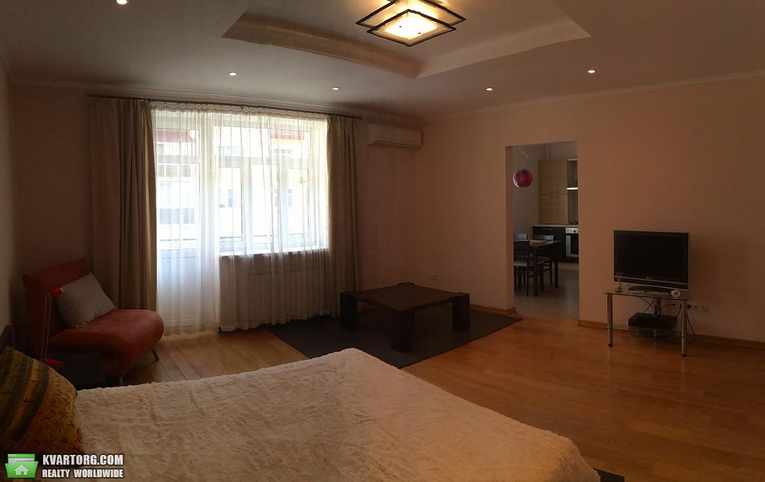 Rent out 1-room apartment. Киев,  Ярославский пер — photo 2