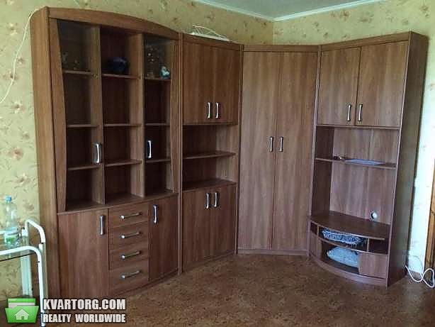 Rent out 1-room apartment. Киев,  Святошинская пл — photo 1