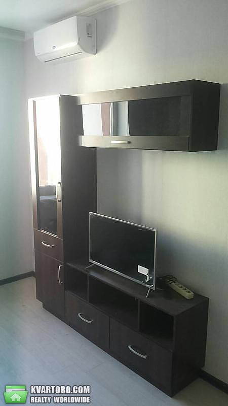 Rent out 1-room apartment. Харьков, Салтовское шоссе — photo 3