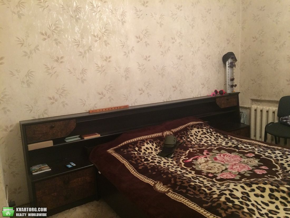Rent out 2-room apartment. Днепропетровск, Московская — photo 1