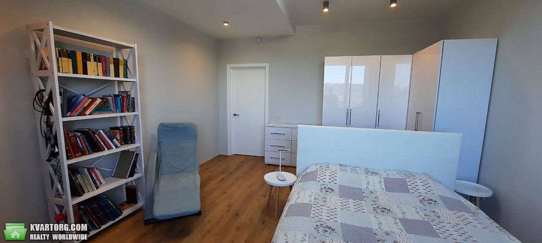 Sell 3-room apartment. Днепропетровск,  Суворова — photo 3