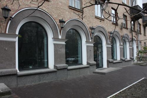 Rent out office. Киев, Первомайского Леонида — photo 1