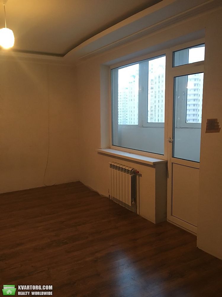 Sell 2-room apartment. Киев, Днепровская Набережная — photo 3