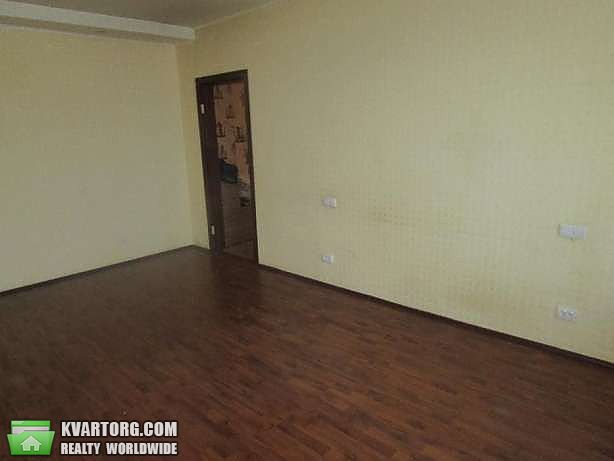Sell 2-room apartment. Киев,  Маяковского — photo 1