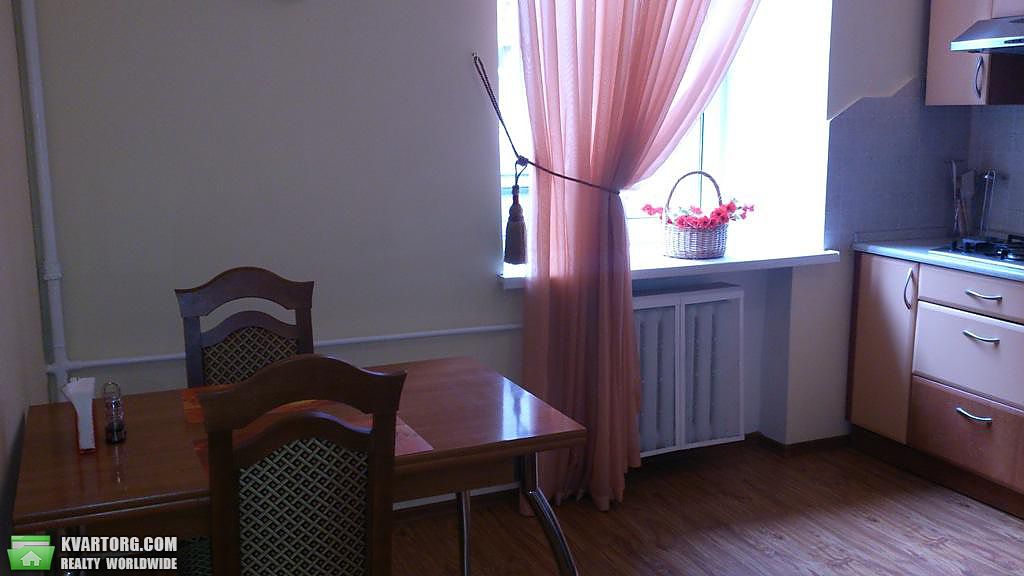 Rent out 3-room apartment. Киев,  Крещатик — photo 5