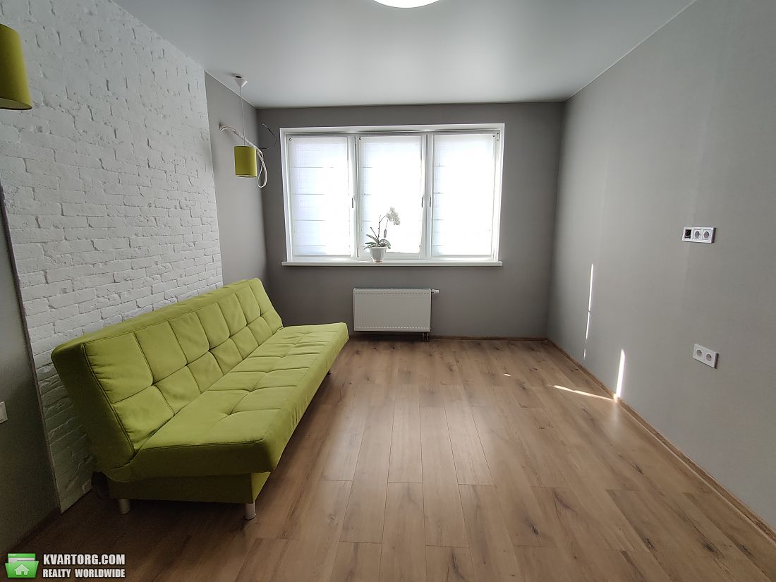 Sell 3-room apartment. Киев,  Панельная — photo 1