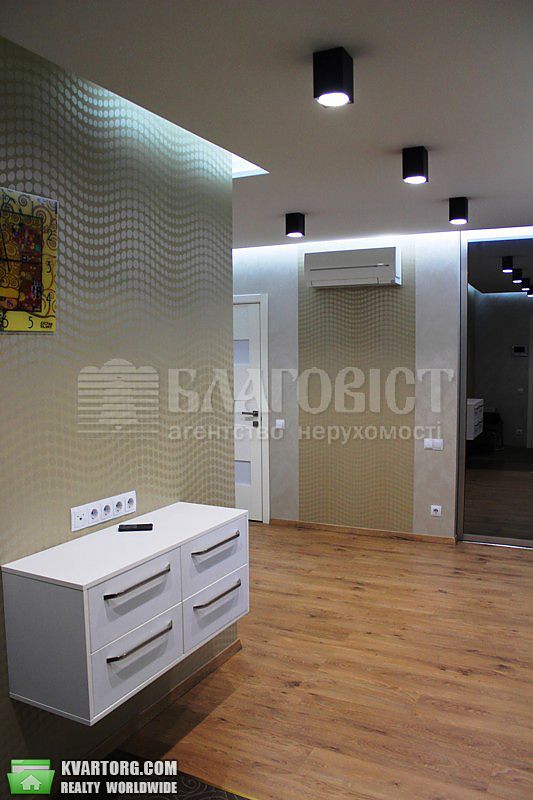 Sell 3-room apartment. Киев,  Богатырская — photo 8