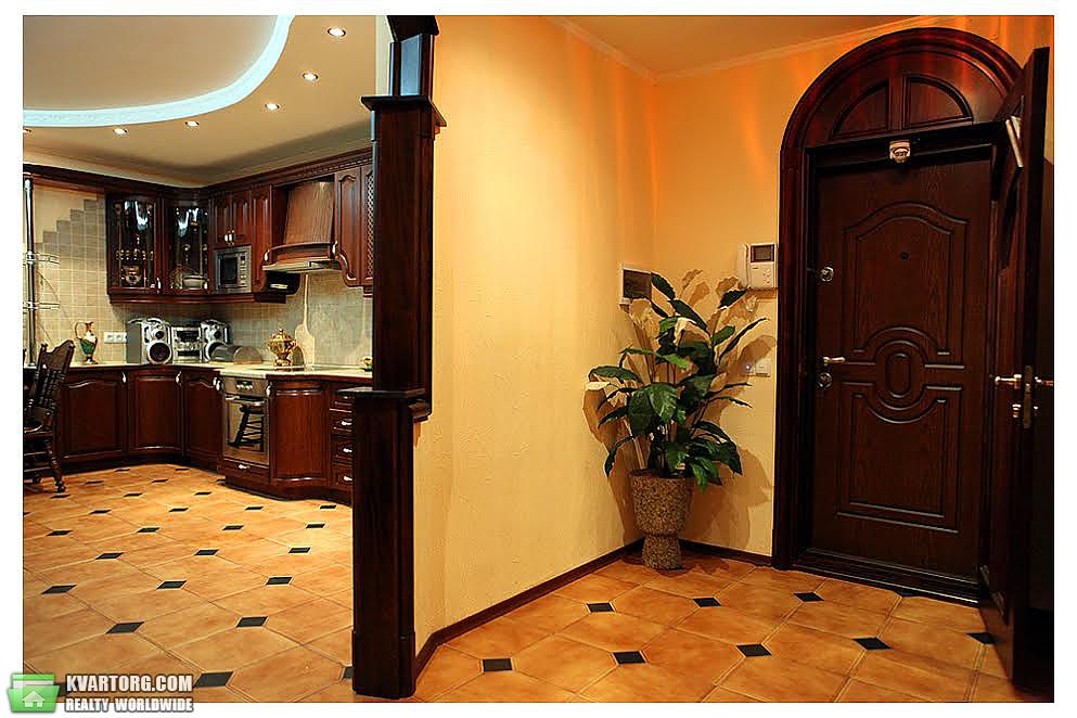 Rent out 3-room apartment. Киев,  Кудряшова — photo 2